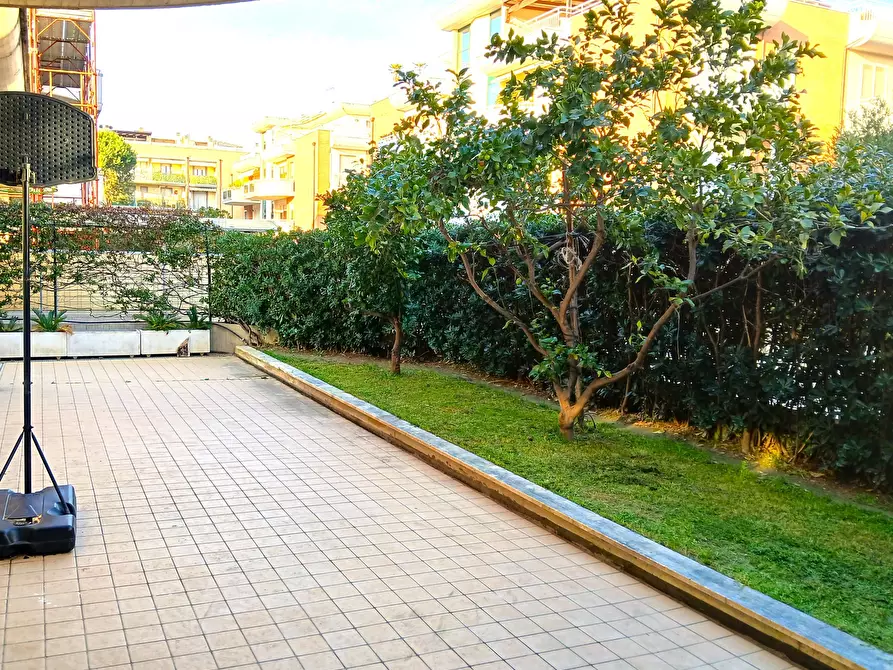 Immagine 78 di Appartamento in vendita  a San Benedetto Del Tronto