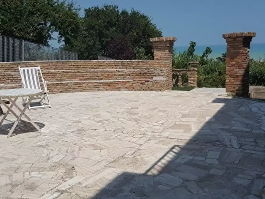 Immagine 38 di Villa in vendita  a Tortoreto