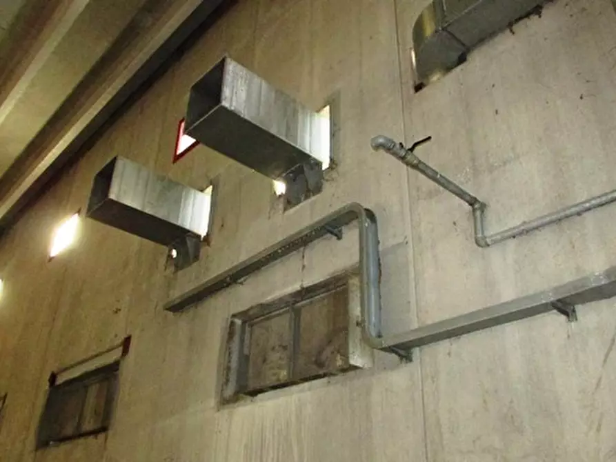 Immagine 31 di Capannone industriale in vendita  a Colonnella