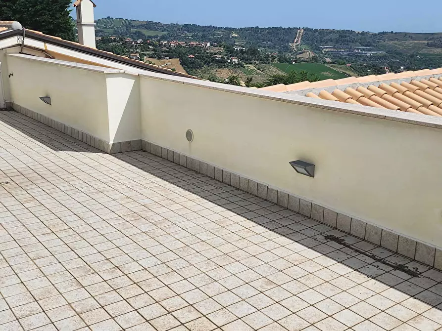 Immagine 59 di Villa in vendita  a San Benedetto Del Tronto