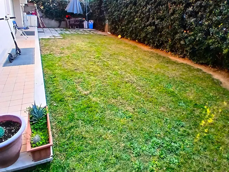 Immagine 82 di Appartamento in vendita  a San Benedetto Del Tronto