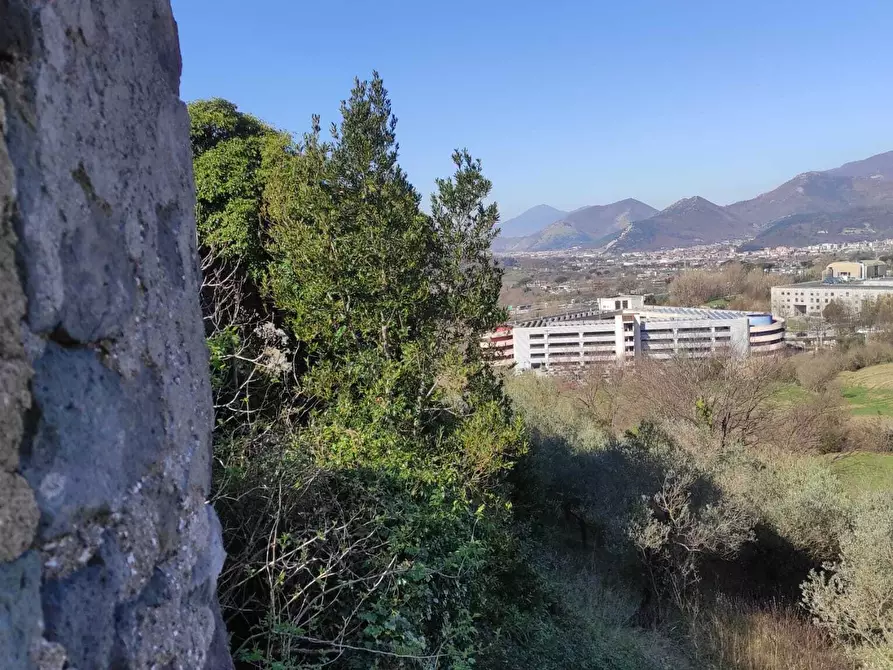 Immagine 22 di Palazzo in vendita  a Fisciano