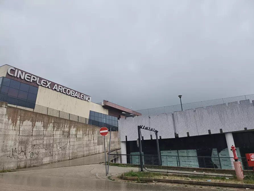 Immagine 36 di Palazzo in vendita  a Colonnella