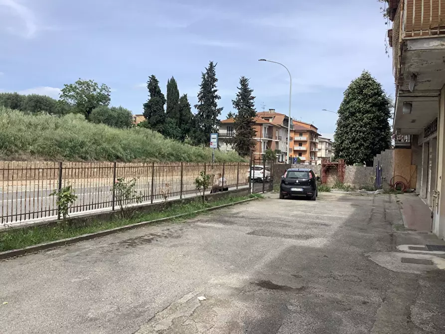 Immagine 23 di Palazzo in vendita  a Monsampolo Del Tronto