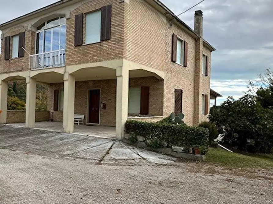 Immagine 6 di Casa bifamiliare in vendita  a Carassai