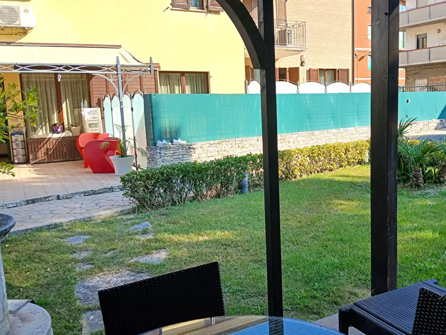 Immagine 9 di Casa indipendente in vendita  a San Benedetto Del Tronto