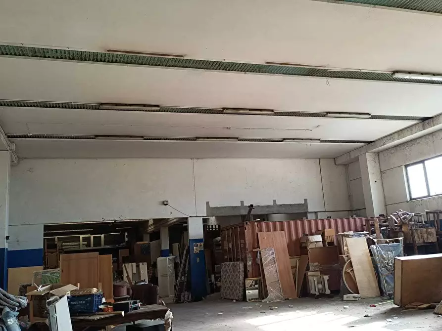 Immagine 4 di Capannone industriale in vendita  in Strada Statale 17 a Barisciano