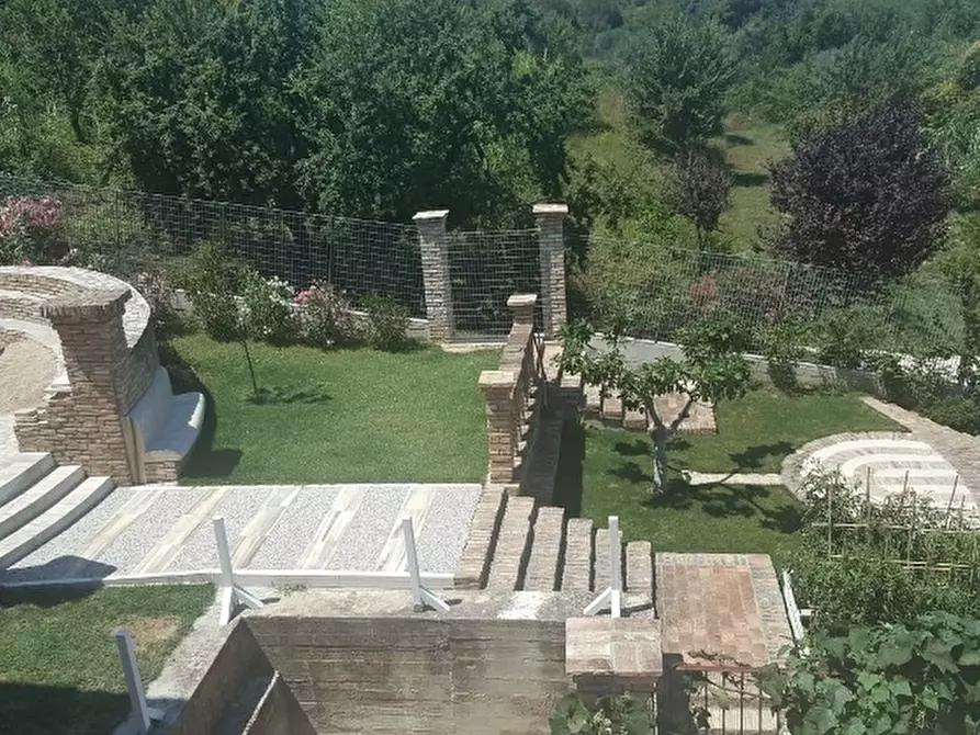 Immagine 23 di Villa in vendita  a Tortoreto
