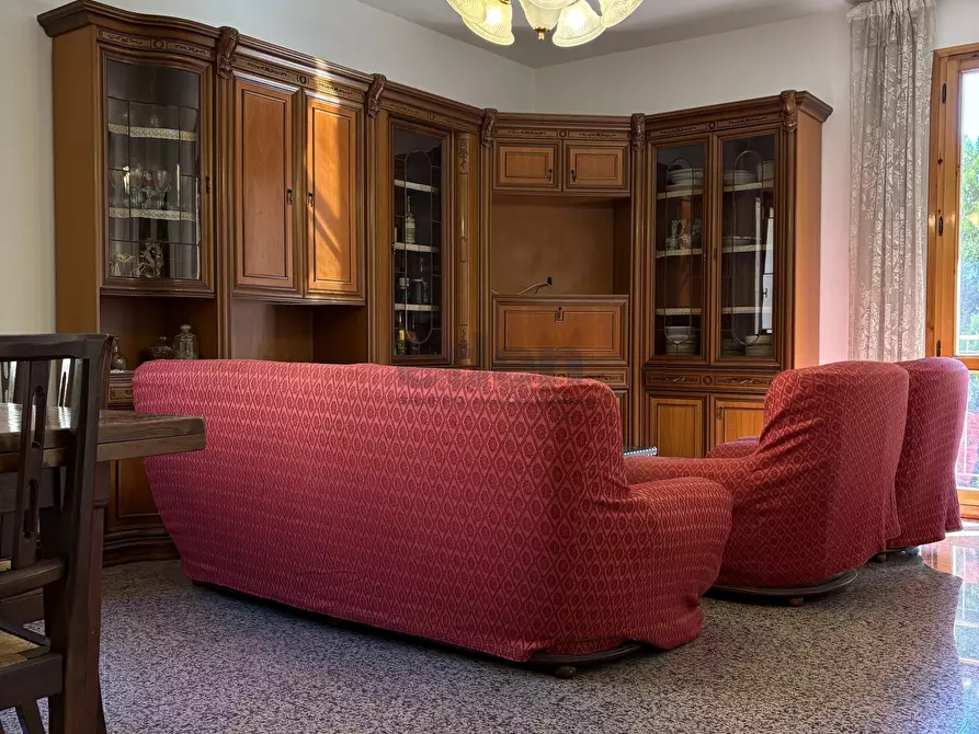 Immagine 11 di Casa trifamiliare in vendita  in Corso Martiri 242 a Castelfranco Emilia