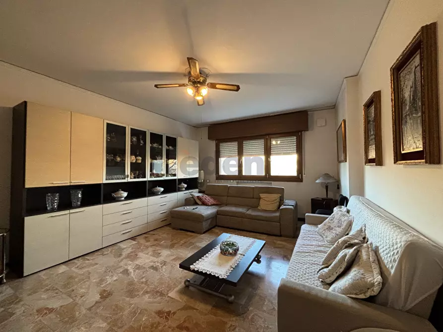 Immagine 12 di Quadrilocale in vendita  in Via Giovanni Lagrange 36 a Modena