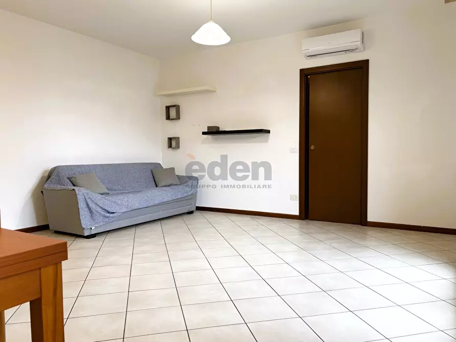 Immagine 4 di Trilocale in vendita  in Via dei Cantastorie 14 a Castelfranco Emilia