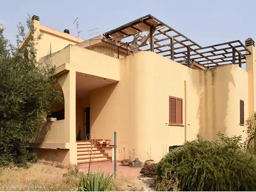 Immagine 4 di Casa bifamiliare in vendita  a Quartu Sant'elena