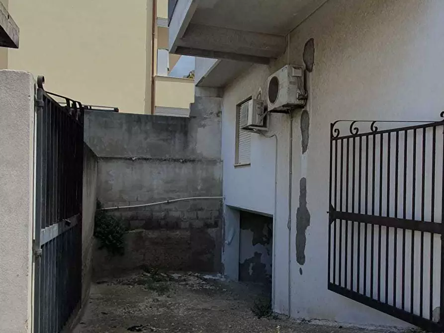 Immagine 3 di Garage in vendita  a Quartucciu