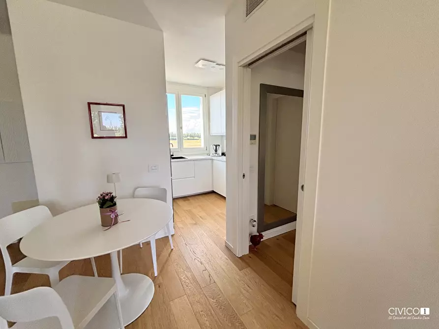 Immagine 9 di Casa semindipendente in vendita  in Via Ivone Grassetto a Jesolo