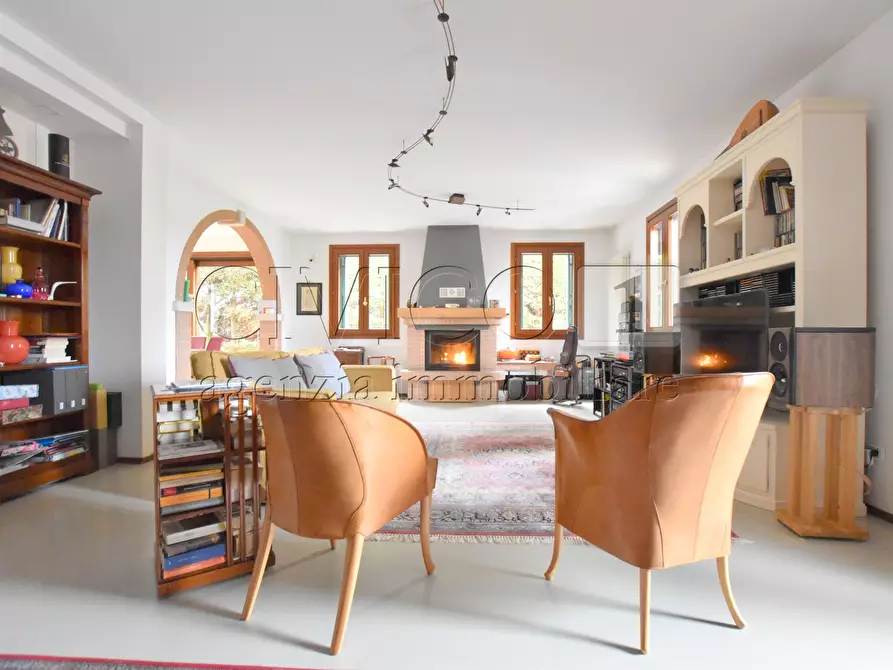 Immagine 1 di Casa bifamiliare in vendita  in Via Vangadizza a Rubano