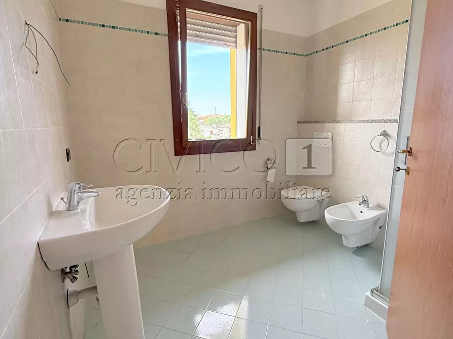 Immagine 16 di Appartamento in vendita  in Via dei Bersaglieri 72 a Torri Di Quartesolo