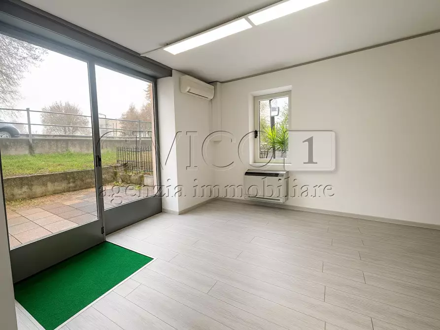 Immagine 7 di Locale commerciale in affitto  in Via Riviera Berica 61 a Barbarano Mossano