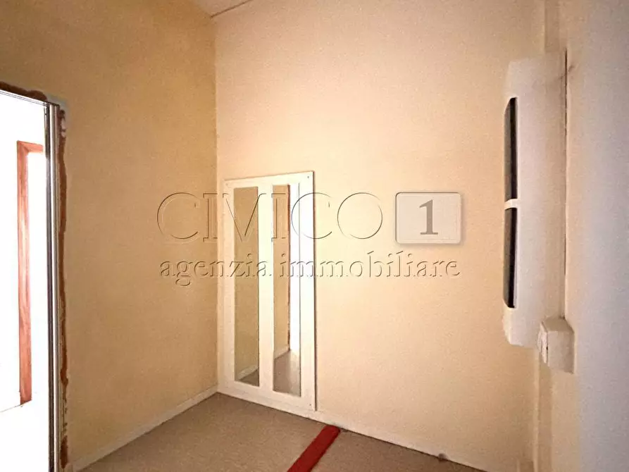 Immagine 13 di Locale commerciale in vendita  in Via Alcide De Gasperi 31 a Barbarano Mossano