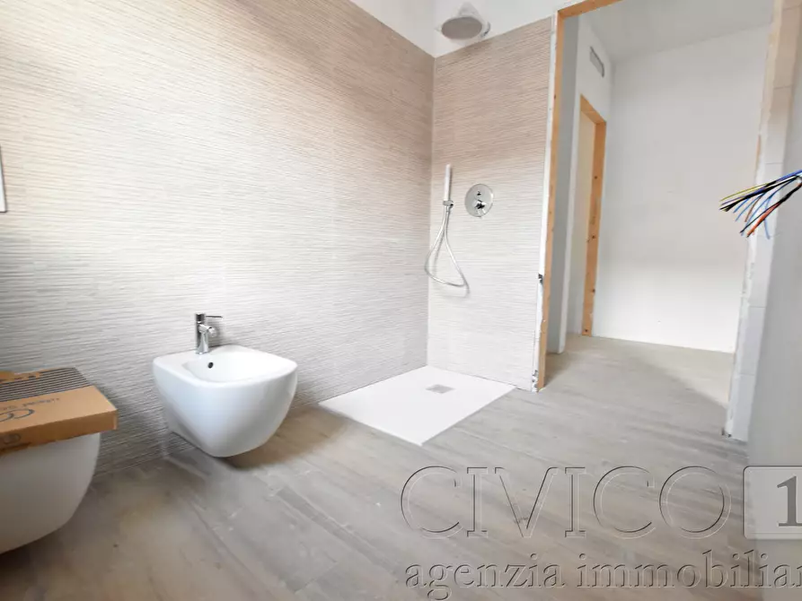 Immagine 21 di Porzione di casa in vendita  in Via Almagia R. a Padova