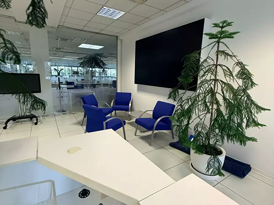 Immagine 1 di Ufficio in affitto  in Via Sempione 30 a Vergiate
