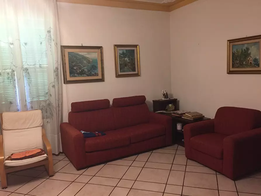 Immagine 28 di Villa in vendita  in Via XXV Aprile a Castelnuovo Magra