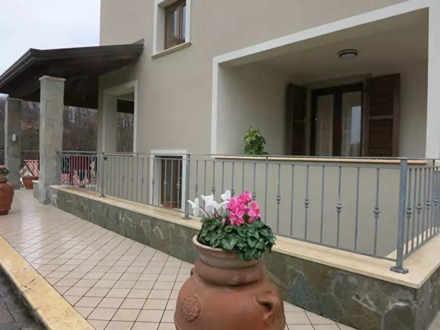 Immagine 10 di Casa semindipendente in vendita  in Via degli Ulivi 32 a Castelnuovo Magra