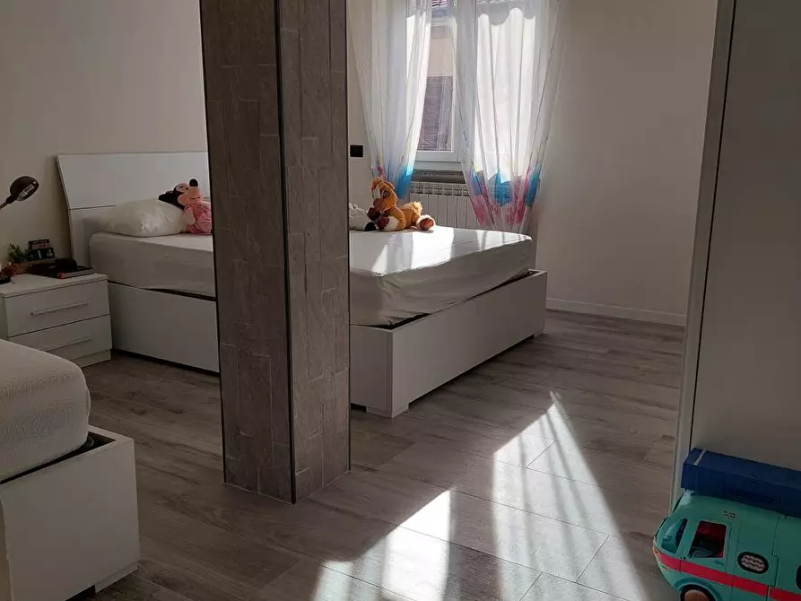 Immagine 15 di Appartamento in vendita  in Via Nuova a Carrara