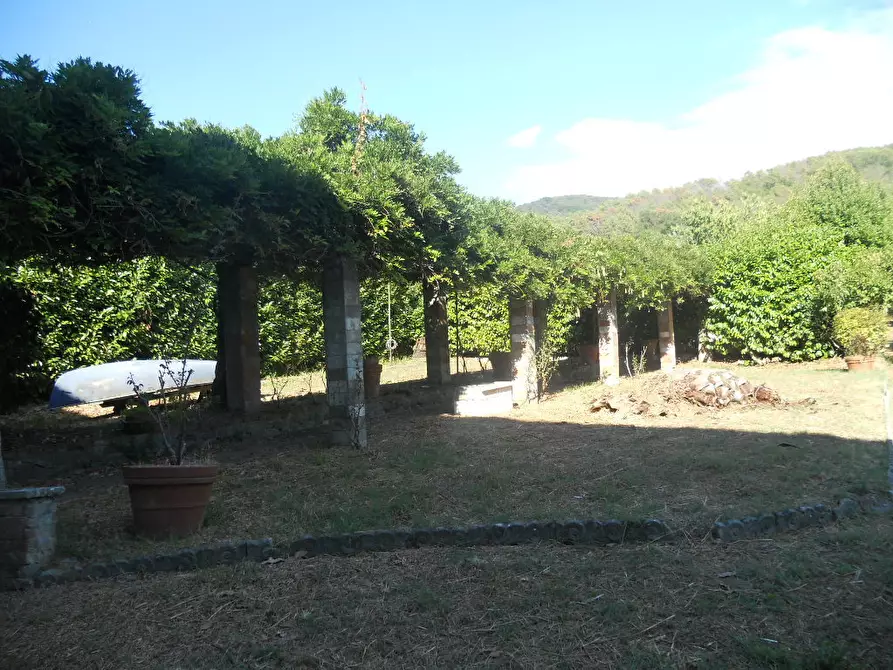 Immagine 73 di Rustico / casale in vendita  a Castelnuovo Magra