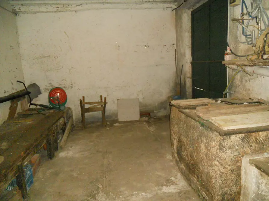 Immagine 17 di Rustico / casale in vendita  a Castelnuovo Magra