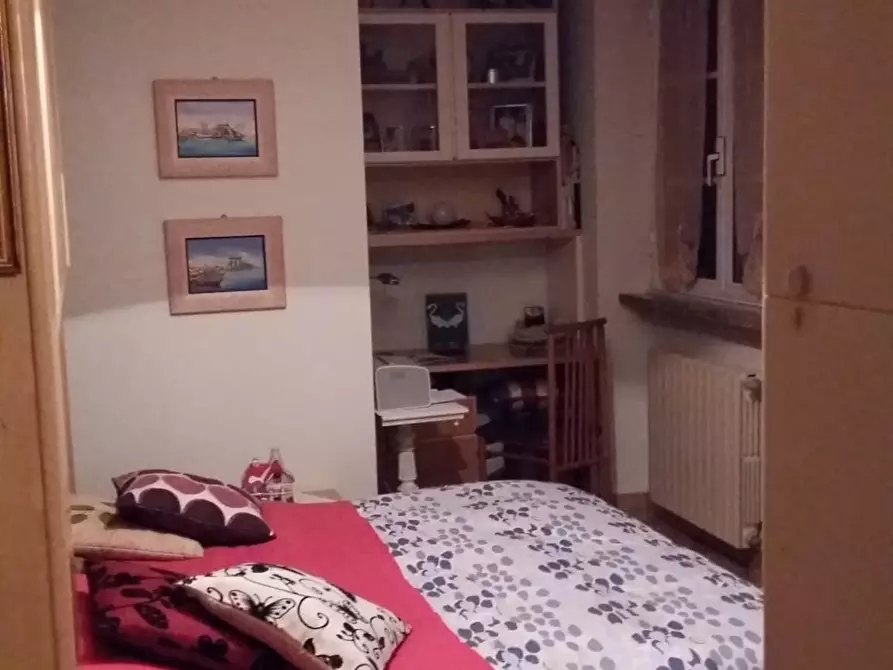 Immagine 7 di Casa semindipendente in vendita  in CORSO 40 a Ortonovo