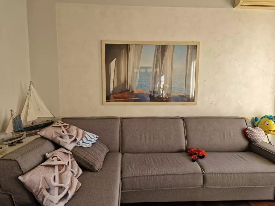 Immagine 12 di Appartamento in vendita  in Piazza Giuseppe Mazzini a Viareggio