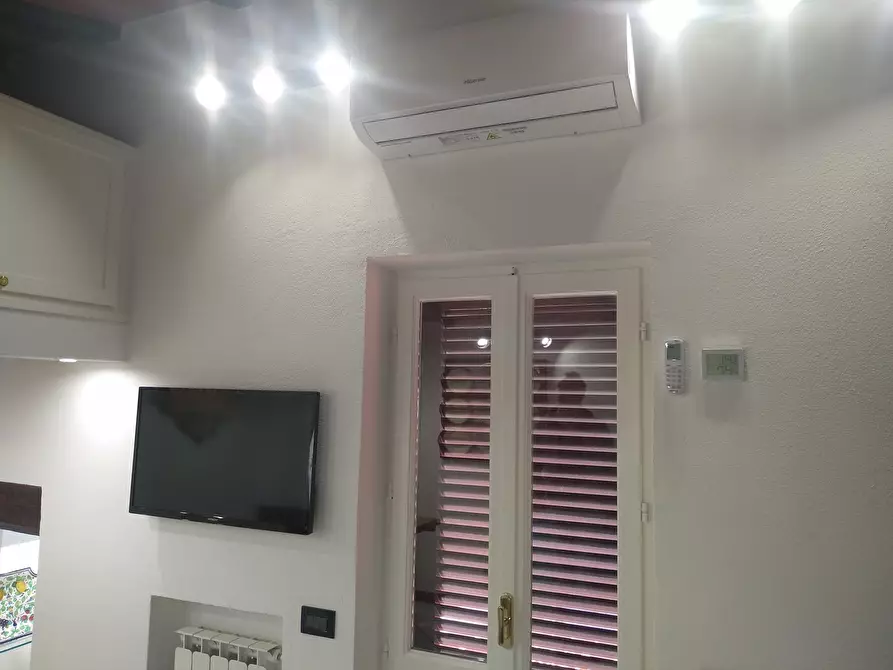 Immagine 31 di Casa semindipendente in vendita  in Piazza della Chiesa 15 a Ortonovo