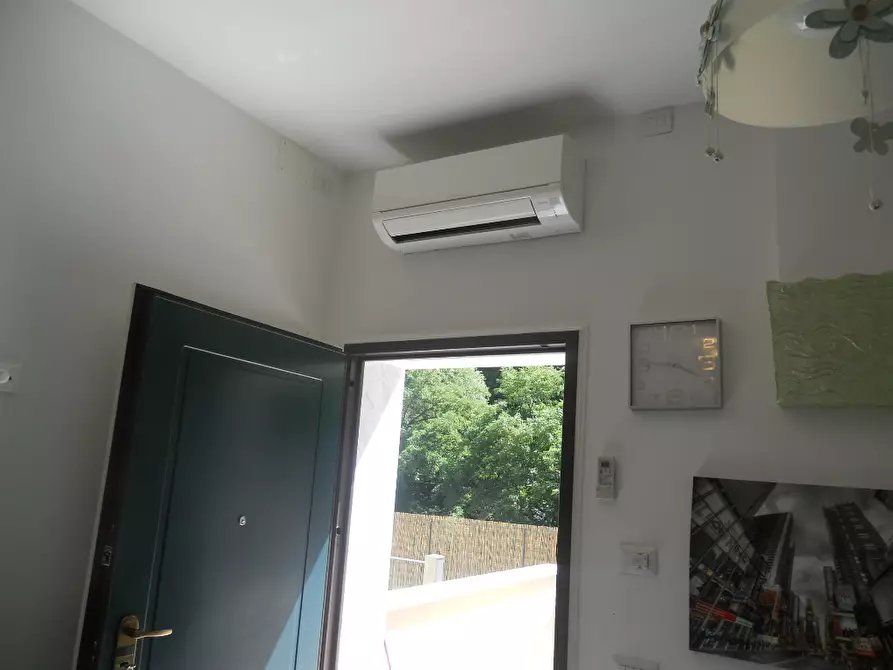 Immagine 9 di Monolocale in vendita  in LOC. GUERCIO a Lerici