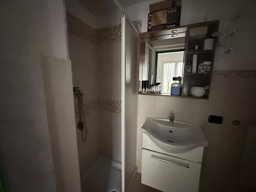 Immagine 37 di Terratetto in vendita  in Via Carriona 117 a Carrara