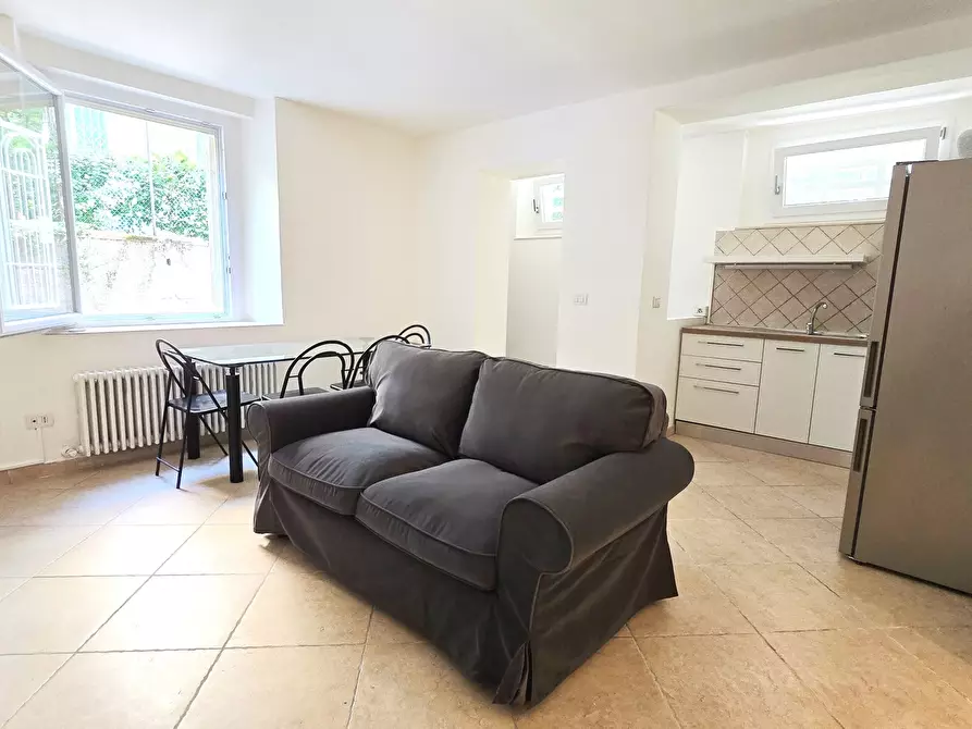 Immagine 1 di Monolocale in affitto  a Bologna