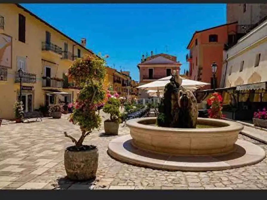 Immagine 4 di Appartamento in vendita  in centro storico a San Felice Circeo