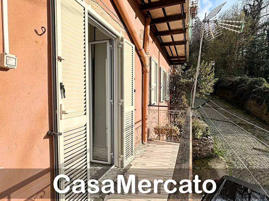 Immagine 27 di Bilocale in vendita  a Rocca Di Papa