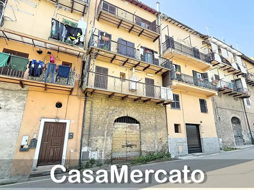 Immagine 1 di Bilocale in vendita  a Rocca Di Papa