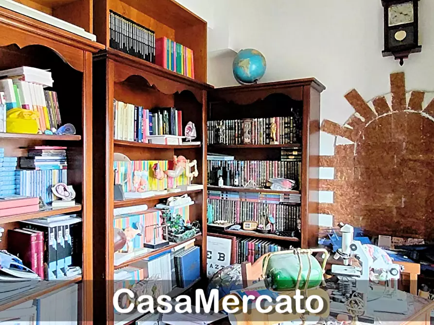 Immagine 11 di Attico in vendita  in Corso del Popolo a Grottaferrata