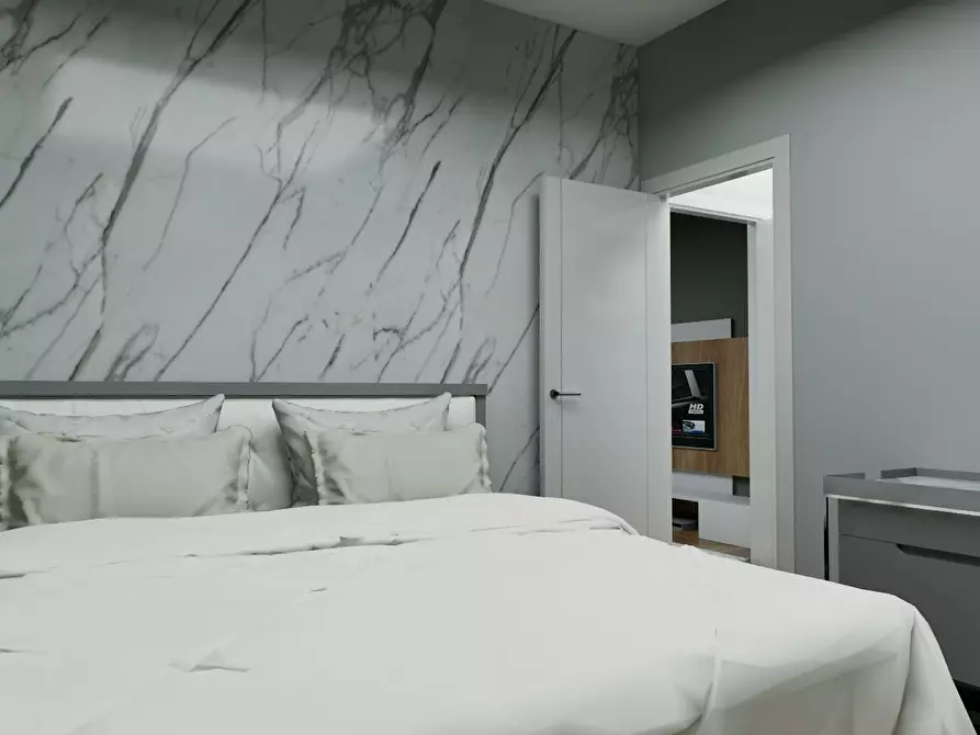 Immagine 19 di Trilocale in vendita  a Roma