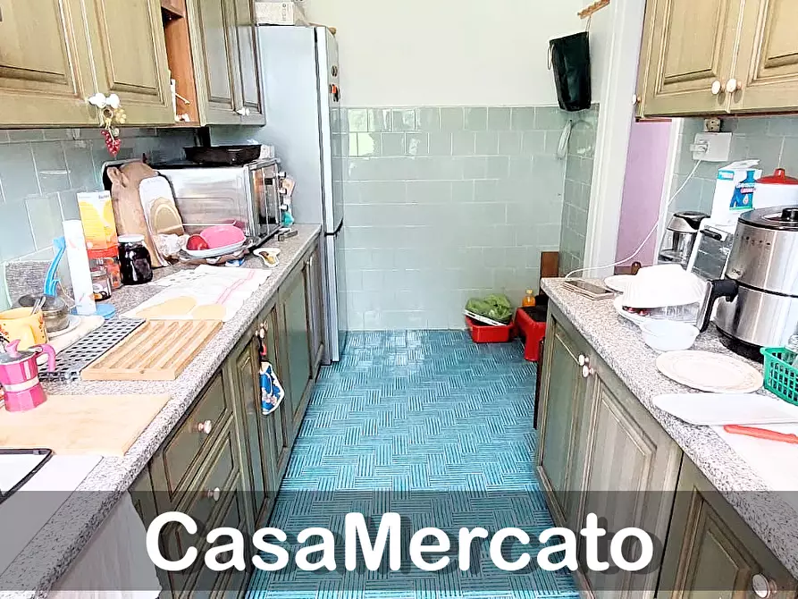 Immagine 12 di Bilocale in vendita  in Via Lucatelli a Rocca Di Papa