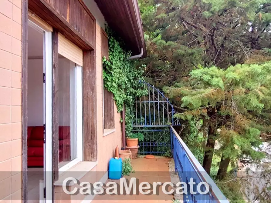 Immagine 16 di Bilocale in vendita  in Via Roma a Rocca Di Papa