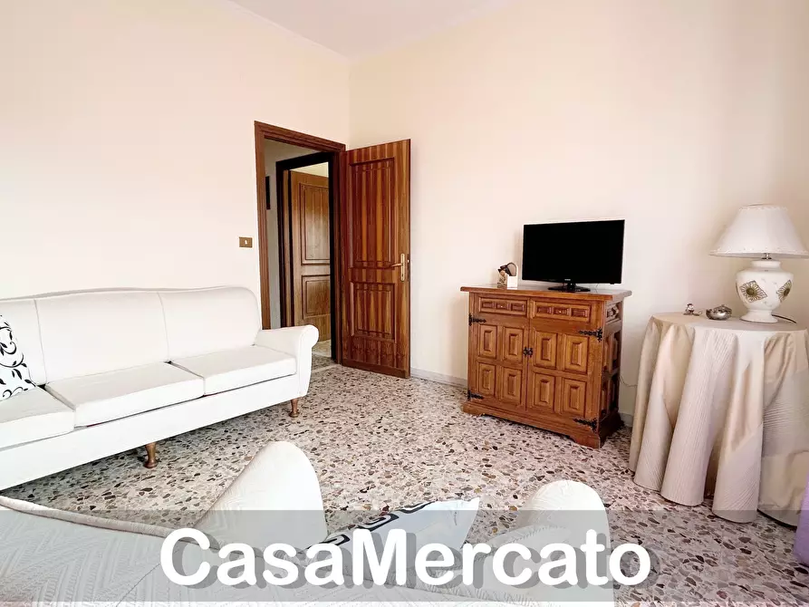 Immagine 13 di Quadrilocale in vendita  in Via Orazio a Albano Laziale