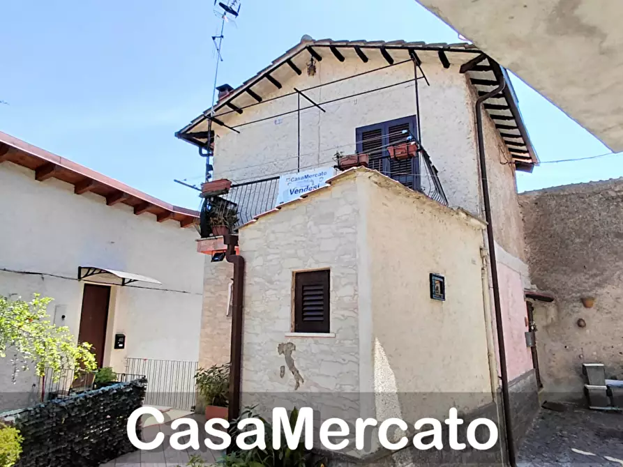 Immagine 2 di Bilocale in vendita  in Via dei Vigneti a Rocca Priora