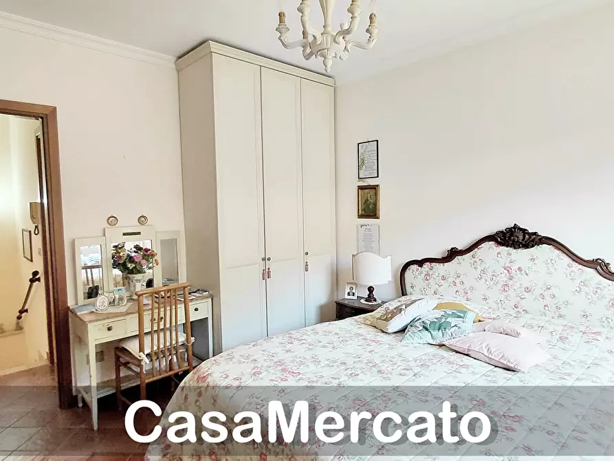 Immagine 14 di Quadrilocale in vendita  in Via Roma a Rocca Di Papa