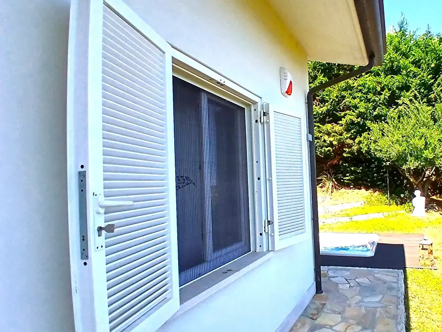 Immagine 77 di Villa in vendita  a San Benedetto Del Tronto