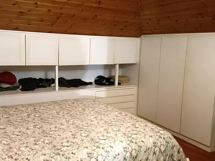 Immagine 29 di Casa indipendente in vendita  a Folignano