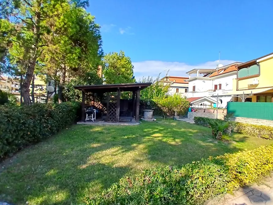 Immagine 62 di Casa indipendente in vendita  a San Benedetto Del Tronto