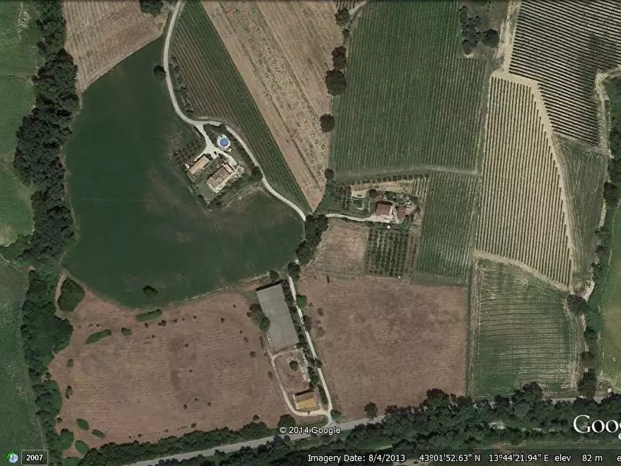 Immagine 9 di Attività commerciale in vendita  in Via Menocchia a Montefiore Dell'aso