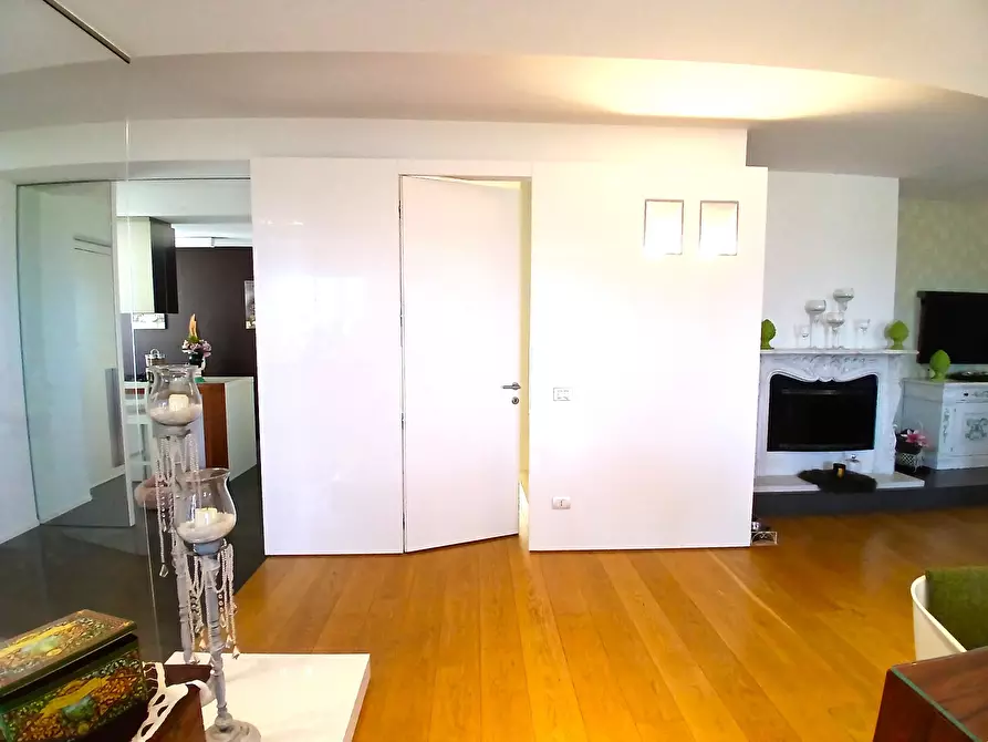 Immagine 44 di Casa indipendente in vendita  a San Benedetto Del Tronto